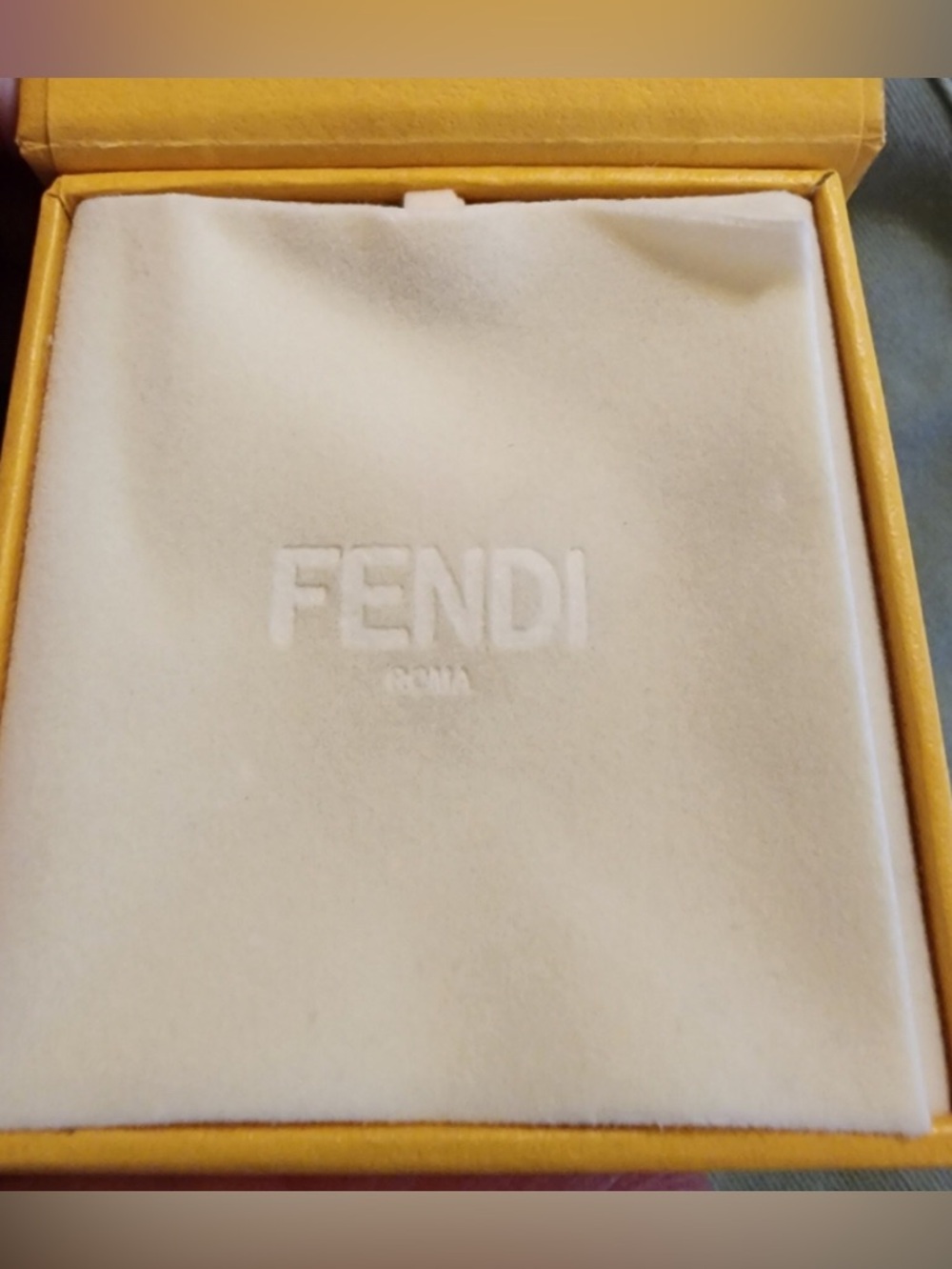 Authentic Fendi Crystal Multi (7) Band Ring Gold Tone Size 6–6.5 Wide Statement - Picture 5 of 7